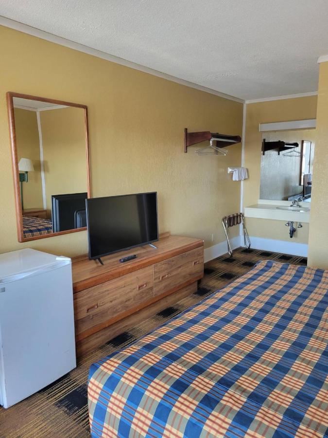 Smokies Inn - New Linens & Ultrafast Wifi - Friendliest Hospitality Guaranteed! Кодак Екстер'єр фото