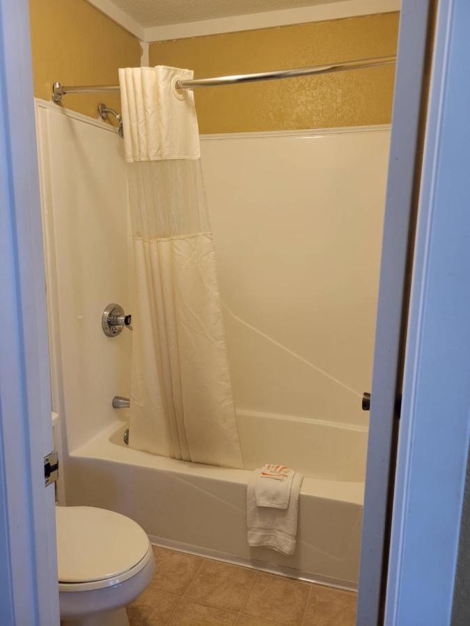 Smokies Inn - New Linens & Ultrafast Wifi - Friendliest Hospitality Guaranteed! Кодак Екстер'єр фото